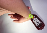 Photo 5: SI-card on the outer side of your wrist